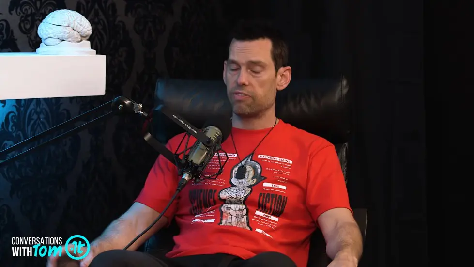 How to Use Stillness to Achieve Greatness | Ryan Holiday on Conversations with Tom 007