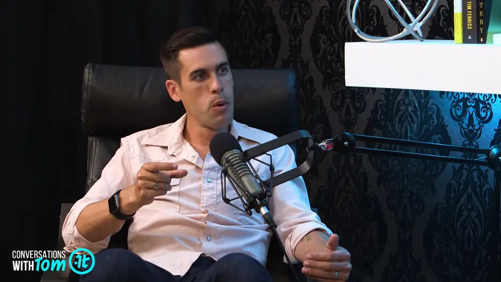 How to Use Stillness to Achieve Greatness | Ryan Holiday on Conversations with Tom 015