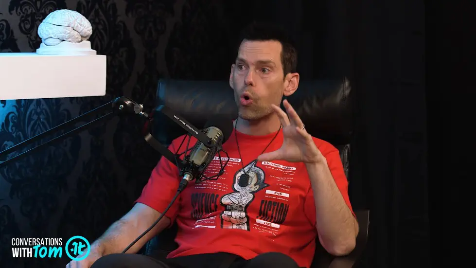 How to Use Stillness to Achieve Greatness | Ryan Holiday on Conversations with Tom 017