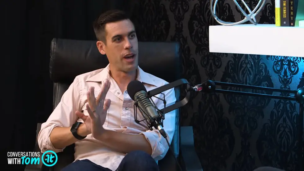 How to Use Stillness to Achieve Greatness | Ryan Holiday on Conversations with Tom 026