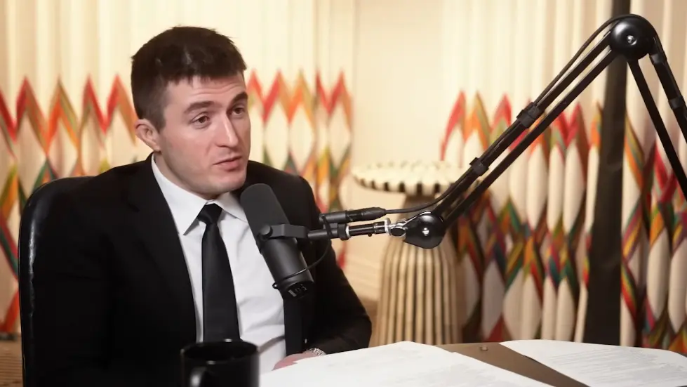 Sam Harris: Trump, Pandemic, Twitter, Elon, Bret, IDW, Kanye, AI & UFOs | Lex Fridman Podcast #365 038