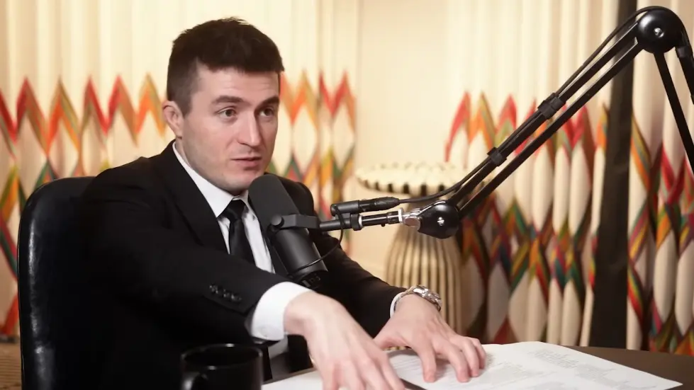 Sam Harris: Trump, Pandemic, Twitter, Elon, Bret, IDW, Kanye, AI & UFOs | Lex Fridman Podcast #365 097