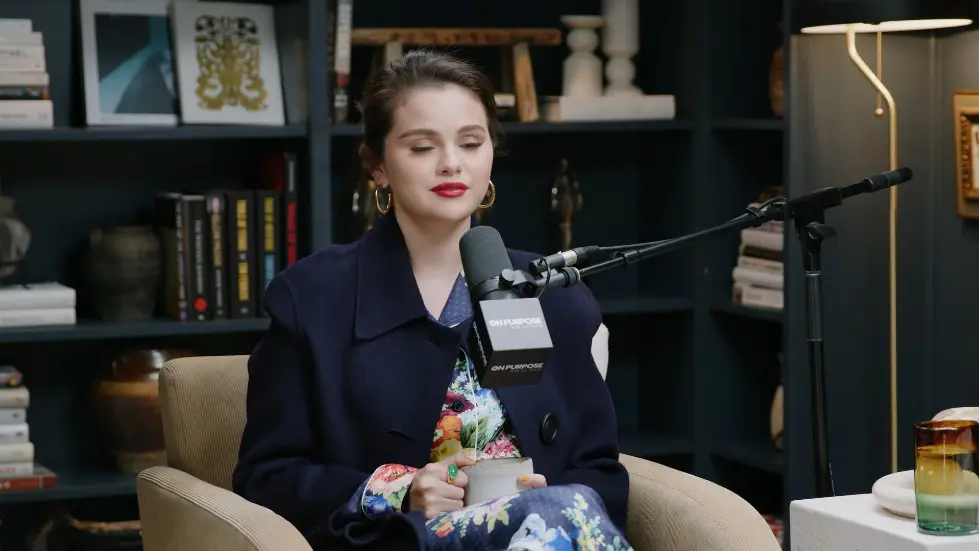 Selena Gomez ON: How To Accept Your FLAWS & IMPERFECTIONS To Love Yourself | Jay Shetty 007