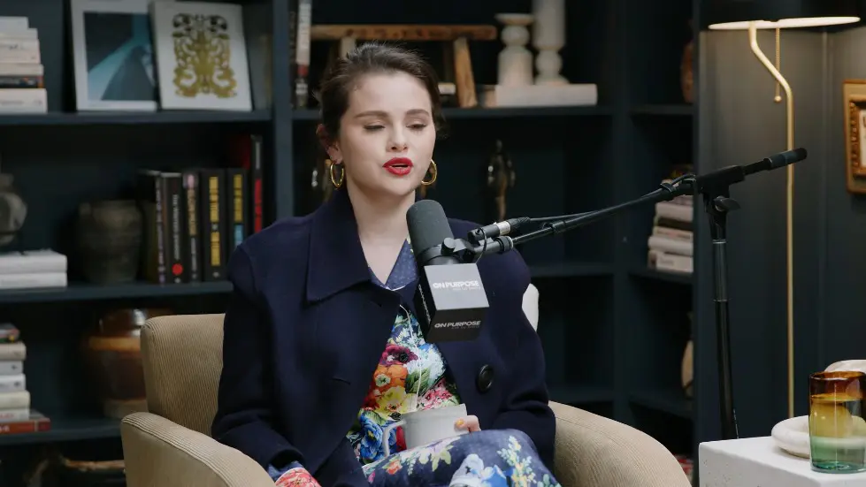 Selena Gomez ON: How To Accept Your FLAWS & IMPERFECTIONS To Love Yourself | Jay Shetty 009