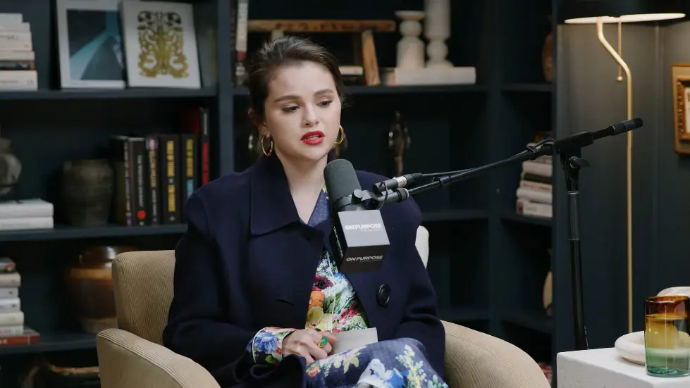 Selena Gomez ON: How To Accept Your FLAWS & IMPERFECTIONS To Love Yourself | Jay Shetty 012