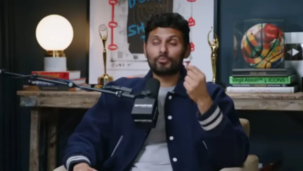 Selena Gomez ON: How To STOP Insecurity & TRULY LOVE YOURSELF To The Core | Jay Shetty 017