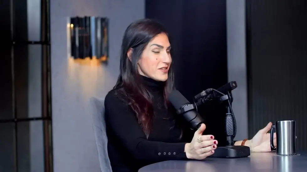 Behaviour Change Scientist: How I Lost 120lbs With Kindness: Shahroo Izadi | E222 009