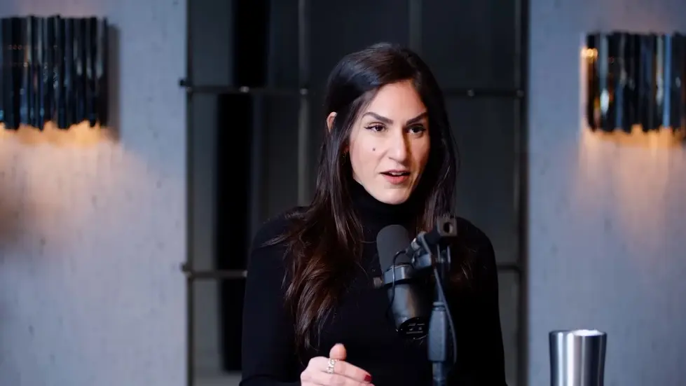 Behaviour Change Scientist: How I Lost 120lbs With Kindness: Shahroo Izadi | E222 026