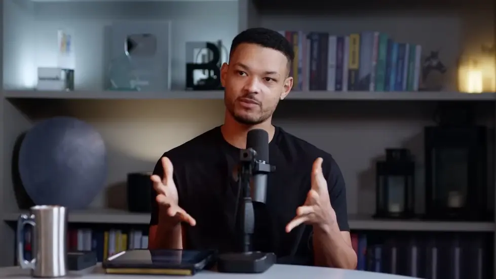 Simon Sinek: Opens Up About His Struggle With Loneliness, Love & Dating! | E230 003