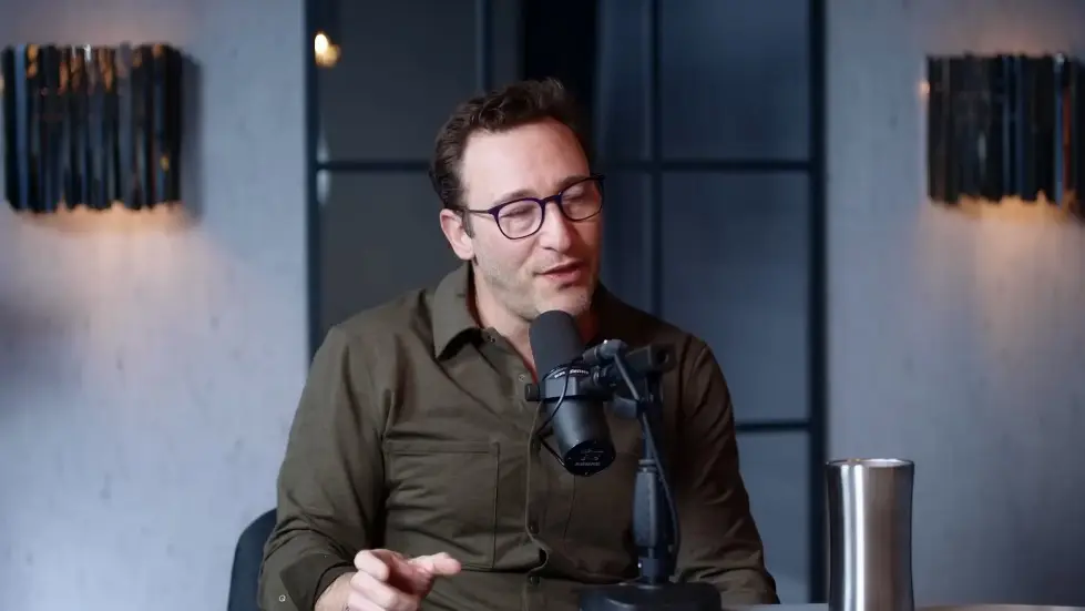Simon Sinek: Opens Up About His Struggle With Loneliness, Love & Dating! | E230 035