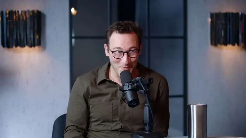 Simon Sinek: Opens Up About His Struggle With Loneliness, Love & Dating! | E230 038