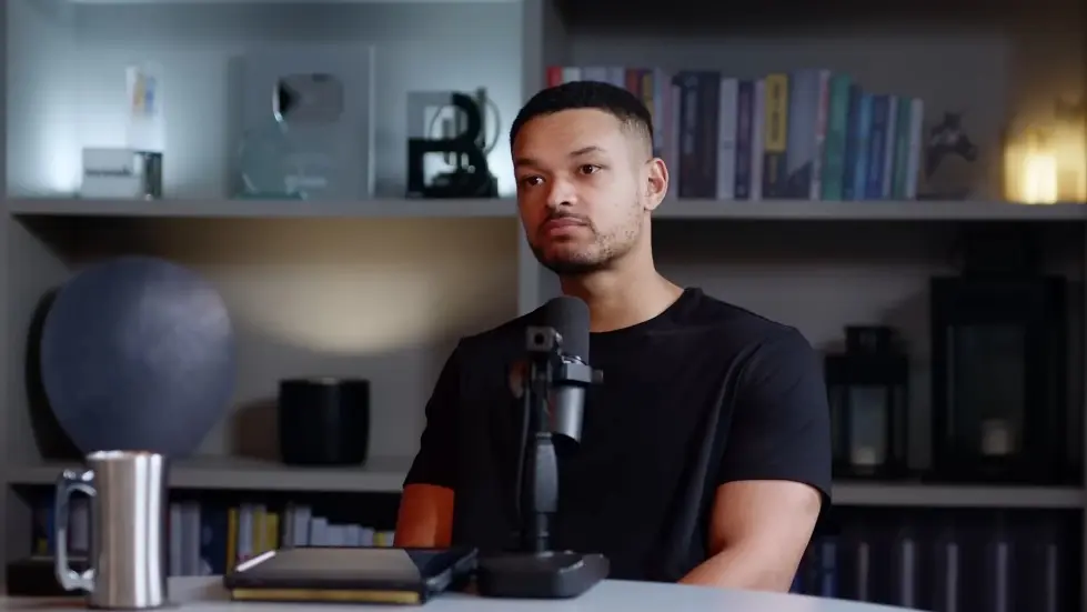 Simon Sinek: Opens Up About His Struggle With Loneliness, Love & Dating! | E230 039