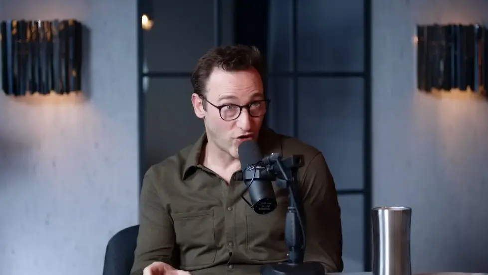Simon Sinek: Opens Up About His Struggle With Loneliness, Love & Dating! | E230 040