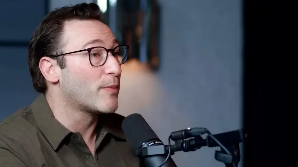 Simon Sinek: Opens Up About His Struggle With Loneliness, Love & Dating! | E230 049