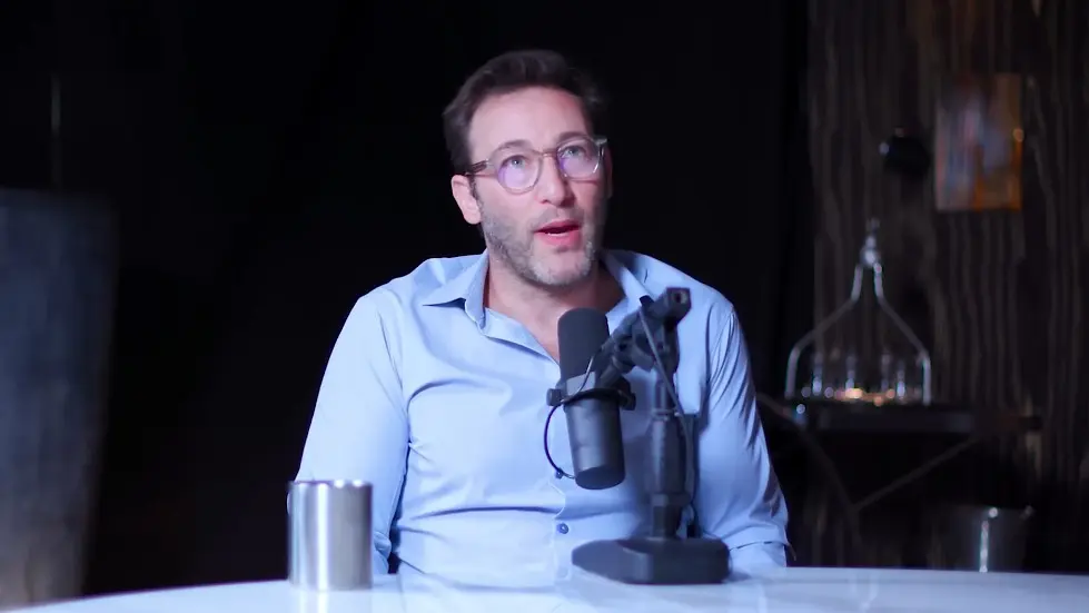 Simon Sinek: The Number One Reason Why You&rsquo;re Not Succeeding | E145 015