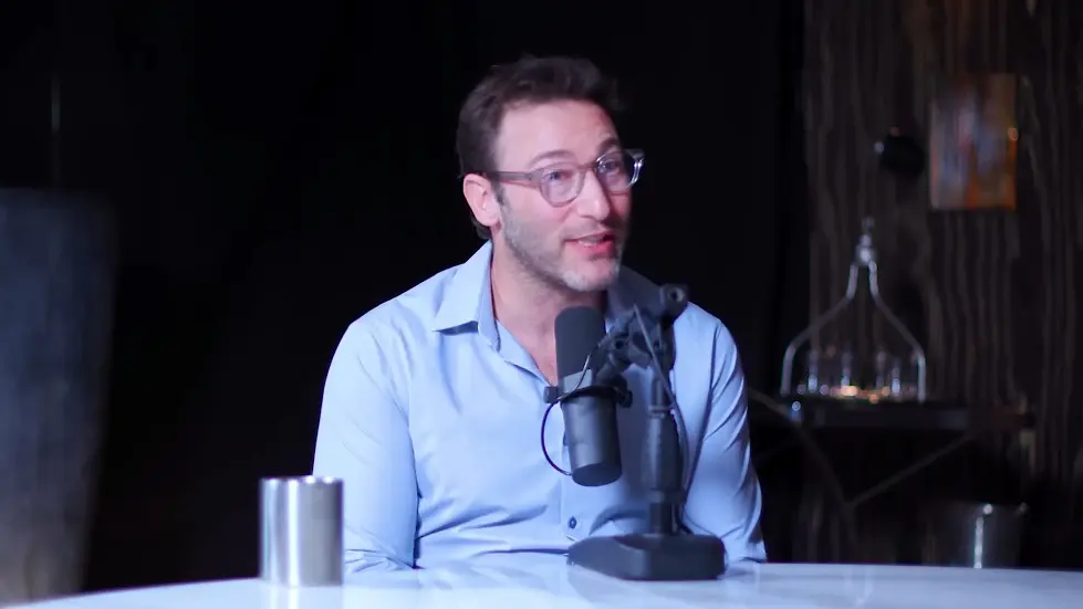 Simon Sinek: The Number One Reason Why You&rsquo;re Not Succeeding | E145 027