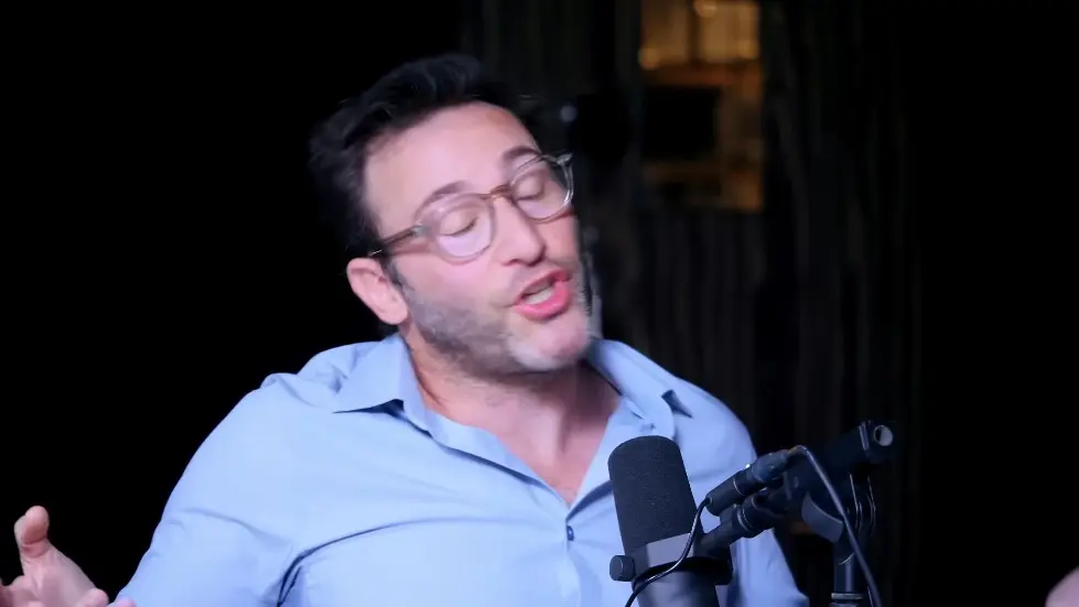 Simon Sinek: The Number One Reason Why You&rsquo;re Not Succeeding | E145 046