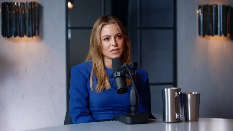 NastyGal Founder: I Was A Stripper! A Shoplifter! Then Built A $400m Business! Sophia Amoruso | E239 010