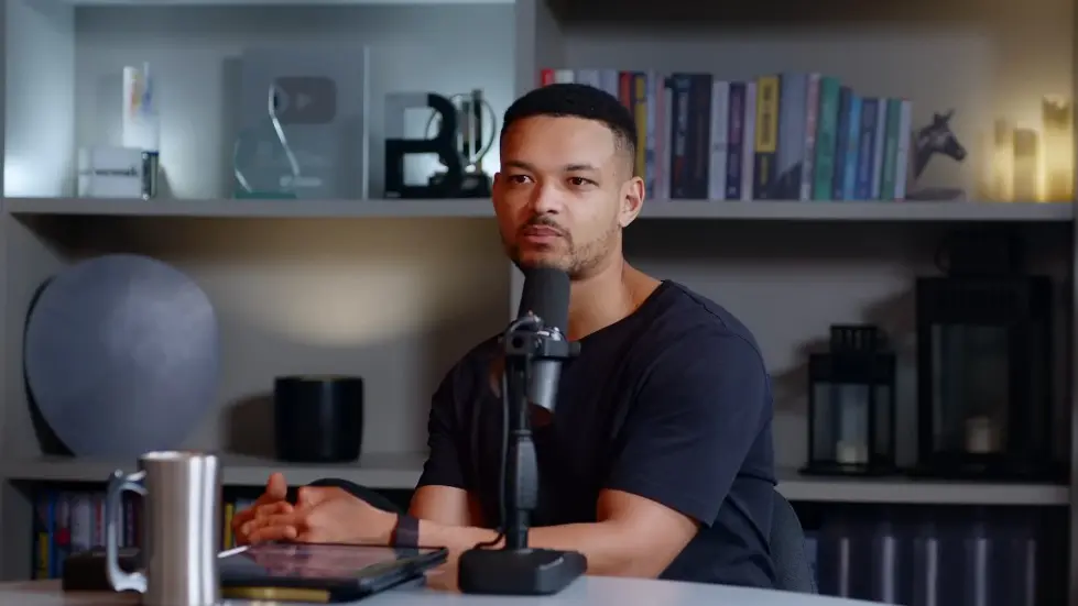 NastyGal Founder: I Was A Stripper! A Shoplifter! Then Built A $400m Business! Sophia Amoruso | E239 044