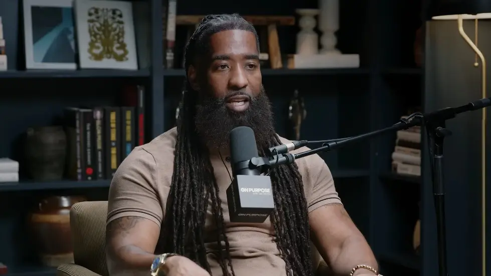 LOVE EXPERT ON: When A Man TRULY LOVES You, He Will DO THIS! | Stephan Speaks & Jay Shetty 004