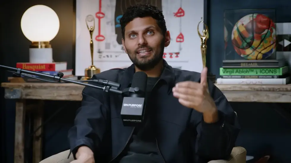 LOVE EXPERT ON: When A Man TRULY LOVES You, He Will DO THIS! | Stephan Speaks & Jay Shetty 006