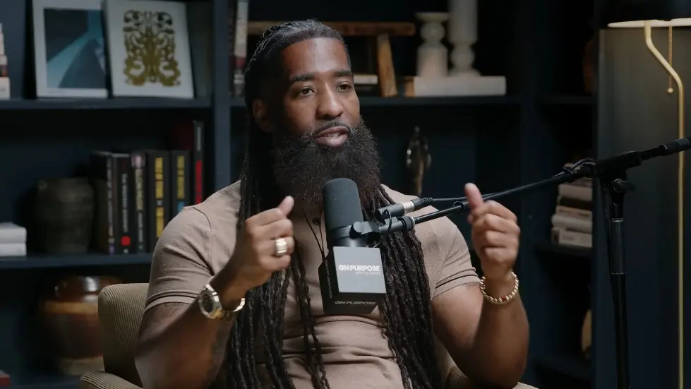 LOVE EXPERT ON: When A Man TRULY LOVES You, He Will DO THIS! | Stephan Speaks & Jay Shetty 013