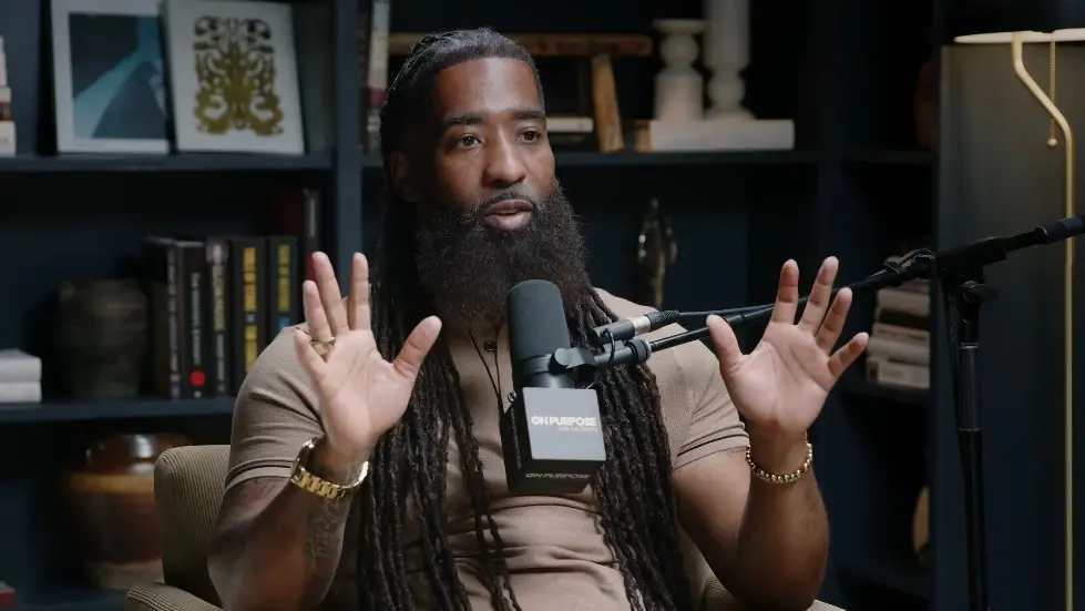 LOVE EXPERT ON: When A Man TRULY LOVES You, He Will DO THIS! | Stephan Speaks & Jay Shetty 014