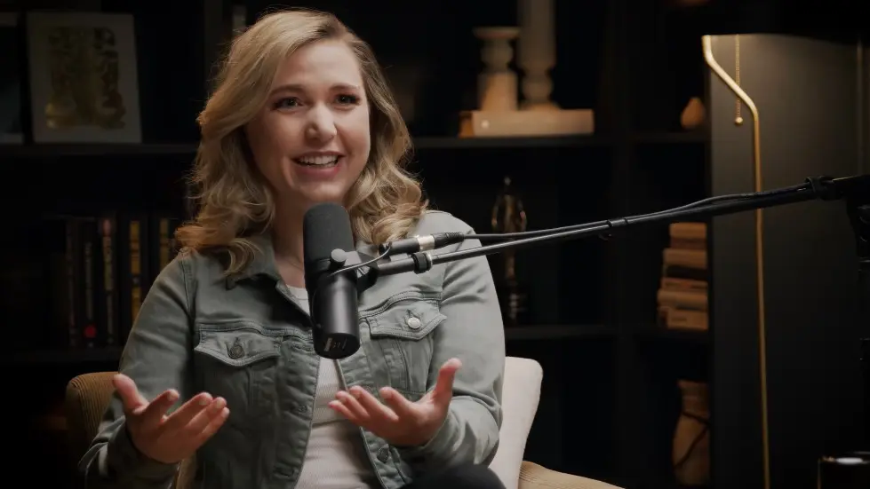 Taylor Tomlinson ON: The Quarter-Life Crisis & How to Let Go of Toxic Relationships 003