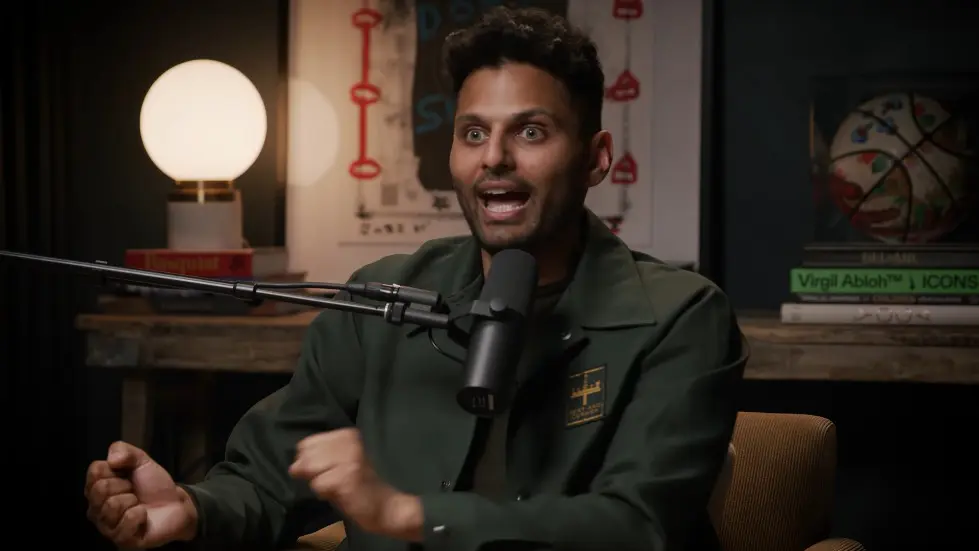 Taylor Tomlinson ON: The Quarter-Life Crisis & How to Let Go of Toxic Relationships 012