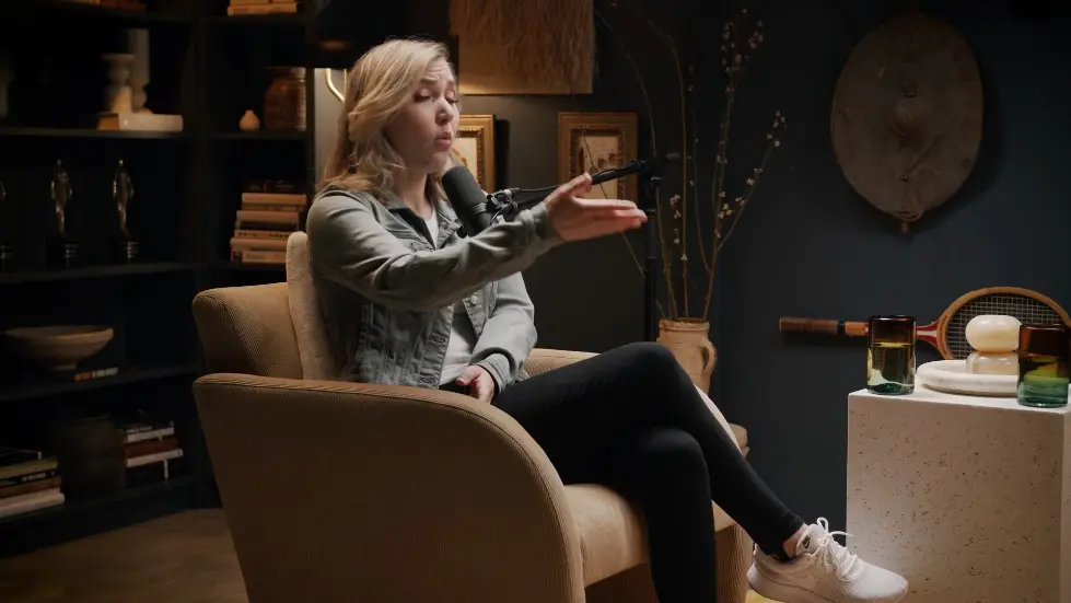 Taylor Tomlinson ON: The Quarter-Life Crisis & How to Let Go of Toxic Relationships 016