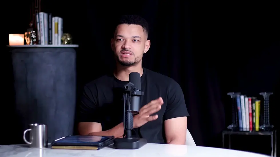 Tom Bilyeu: From Broke & Sleeping On The Floor To A $1 Billion Business | E146 014