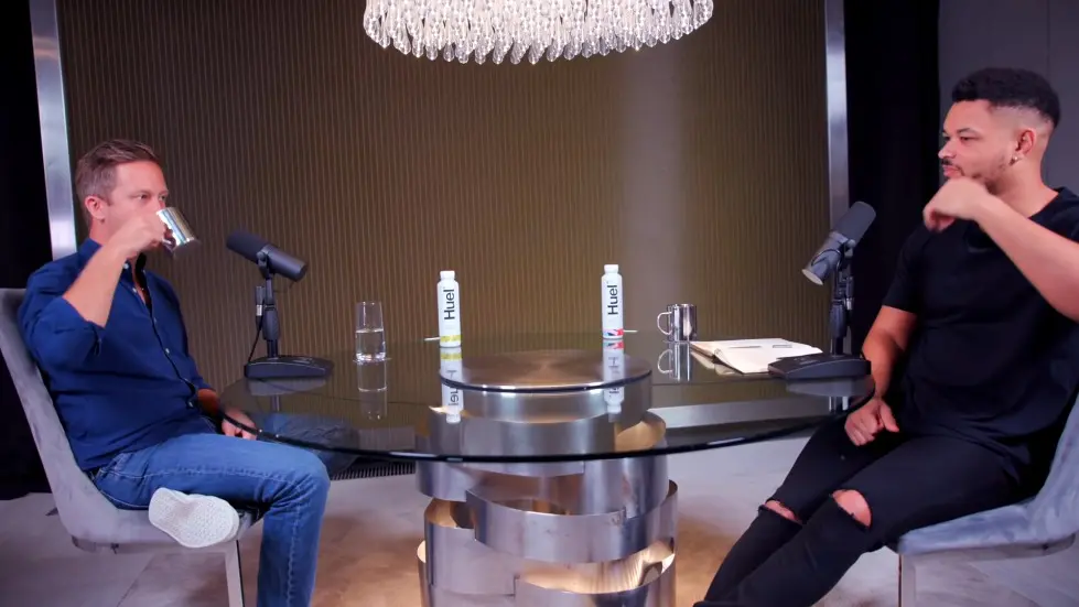 Monzo CEO On Death Threats, Depression & Digital Banking Wars - Tom Blomfield | E86 010