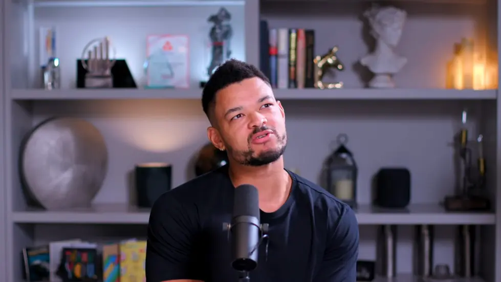 Monzo CEO On Death Threats, Depression & Digital Banking Wars - Tom Blomfield | E86 011