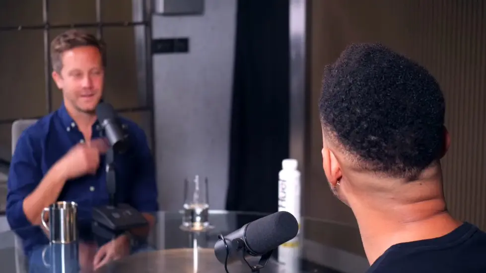 Monzo CEO On Death Threats, Depression & Digital Banking Wars - Tom Blomfield | E86 030