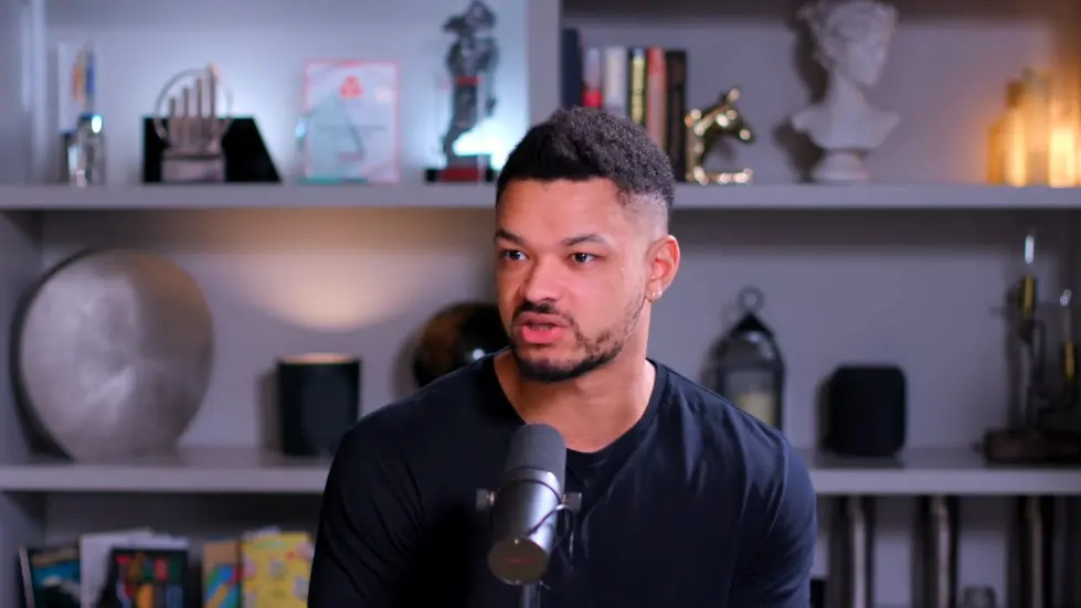 Monzo CEO On Death Threats, Depression & Digital Banking Wars - Tom Blomfield | E86 036