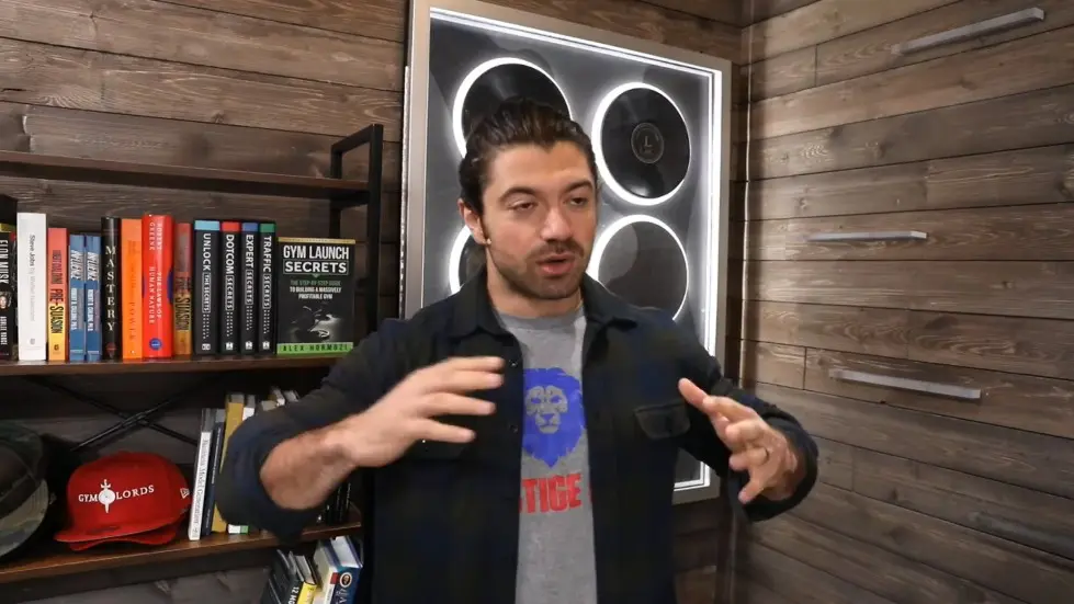 Alex Hormozi: #1 Lesson for Young Entrepreneurs from $100M CEO | Alex Hormozi 001