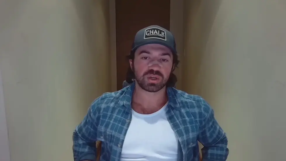 Alex Hormozi: $100M CEO: "How to make the HARD decisions that change your life" 001