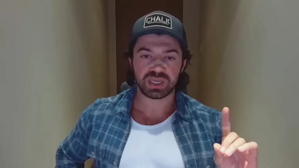 Alex Hormozi: $100M CEO: "How to make the HARD decisions that change your life" 003