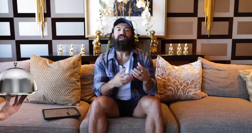 Alex Hormozi: 14 Life Lessons I Wish I Knew Earlier 004