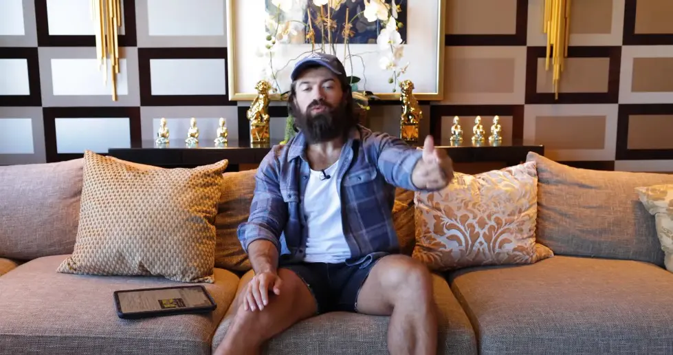 Alex Hormozi: 14 Life Lessons I Wish I Knew Earlier 013