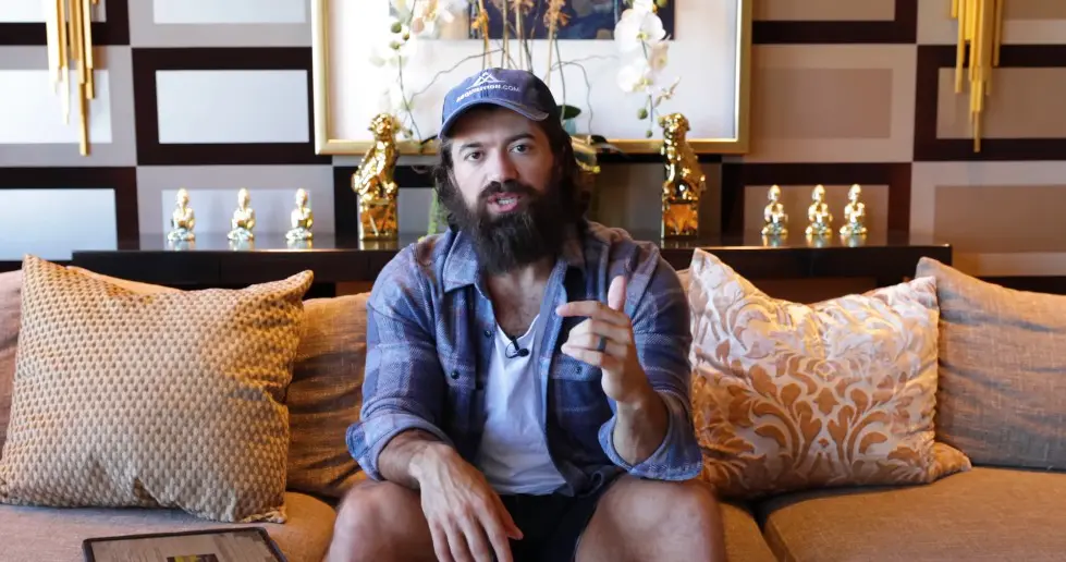 Alex Hormozi: 14 Life Lessons I Wish I Knew Earlier 016