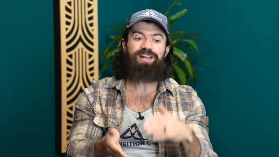 Alex Hormozi: 14 Money Mistakes to AVOID in Your 20