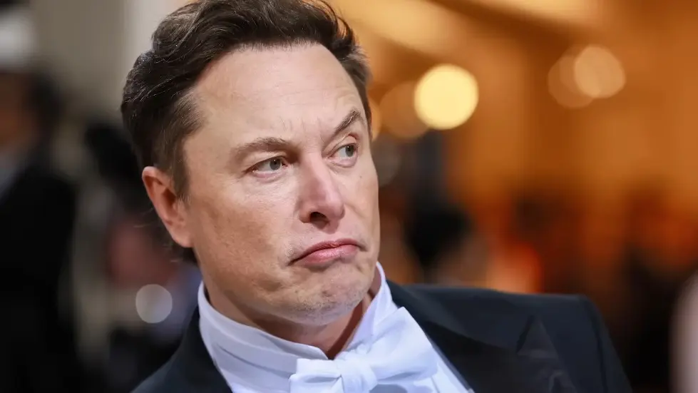 Alex Hormozi: 2 Types of Business Risk and the One I Choose EVERY TIME 007