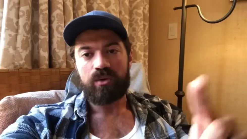 Alex Hormozi: 30 Minutes of sales training that will explode your business in 2022 001