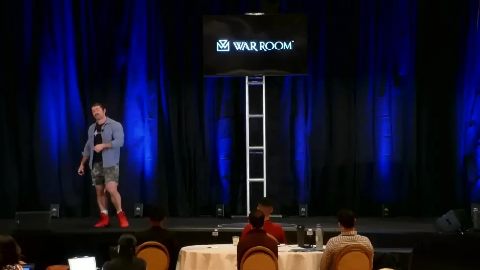 Alex Hormozi: 30 Minutes of sales training that will explode your business in 2022 014