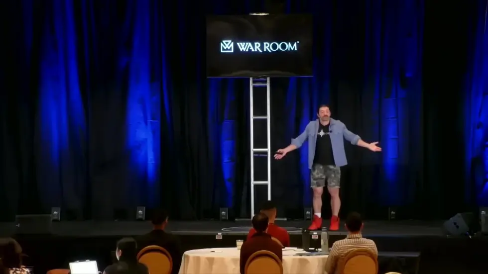 Alex Hormozi: 30 Minutes of sales training that will explode your business in 2022 022