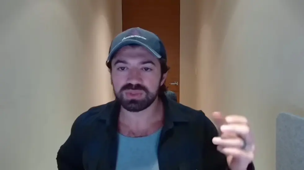 Alex Hormozi: 6 Ways Small Businesses Beat Big(ger) Competitors... 006