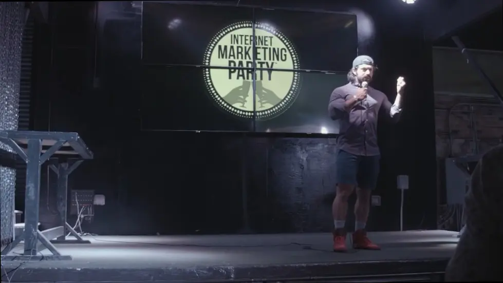 Alex Hormozi: 9 Beliefs That Built My Ultra High Net Worth Got Me To $121M By Age 31 006