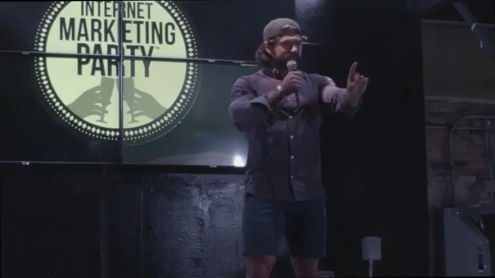 Alex Hormozi: 9 Beliefs That Built My Ultra High Net Worth Got Me To $121M By Age 31 023