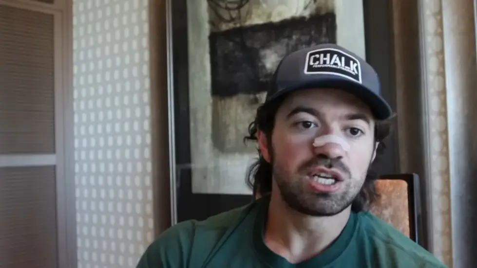 Alex Hormozi: How I became #1 in a "saturated" industry in my 20s... 006